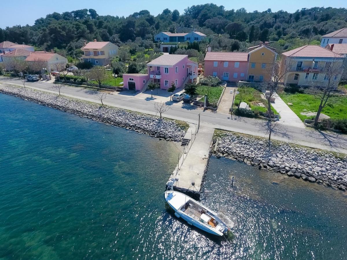 Apartments By The Sea Veli Rat, Dugi Otok - 11525 Exterior foto