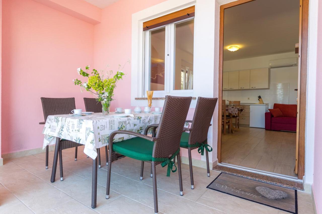 Apartments By The Sea Veli Rat, Dugi Otok - 11525 Exterior foto